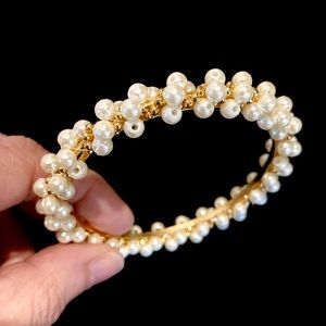 Bangle. Beautiful with faux pearls and gold tone beads.  Excellent condition